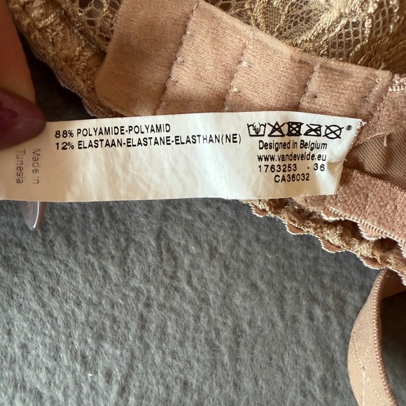 Prima Donna Bra EU 75 FR 90 UK 34 Beige Lace Underwire Everyday Comfort - Picture 8 of 8